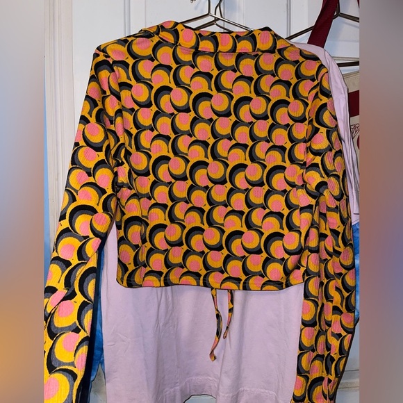 Wednesday's Girl Curve collar detail long sleeve crop top ruched front NWT Sz 18 - Picture 7 of 8